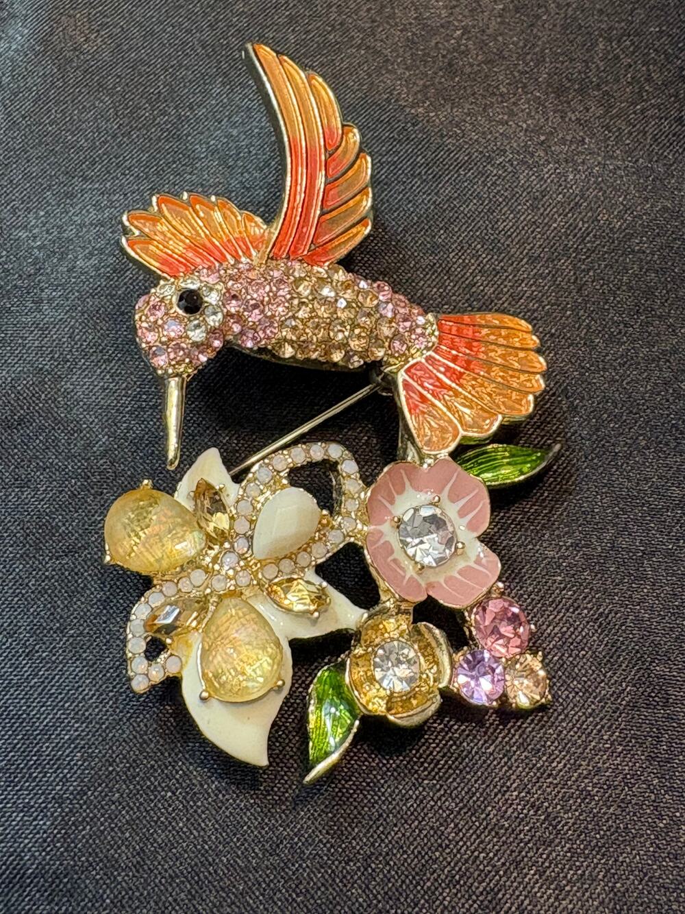 Vintage Anne Klein Hummingbird Brooch 3” Rhinestone Enamel Floral